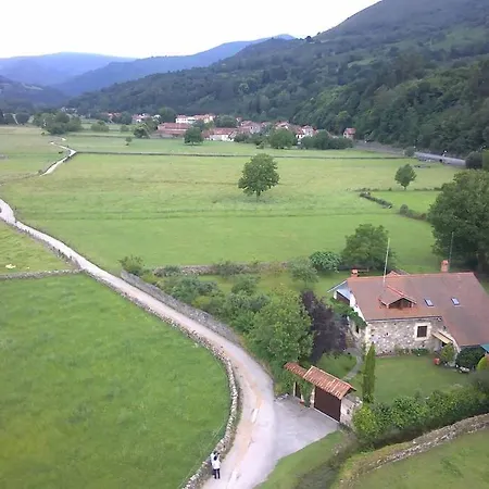 Casa Lindes Valle De , Cantabria Сasa de vacaciones